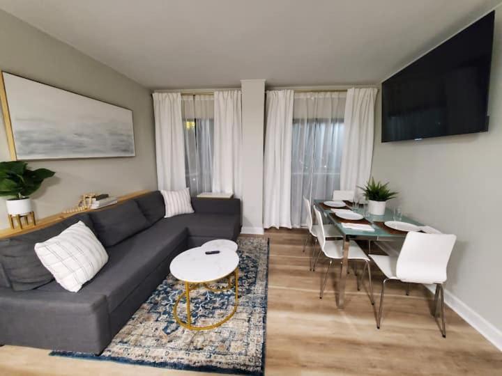 Remodeled 2Bd/2Ba Condo Mins From Universal Studio Orlando Exterior photo